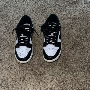 Nike Classic Black and White Low-Tops